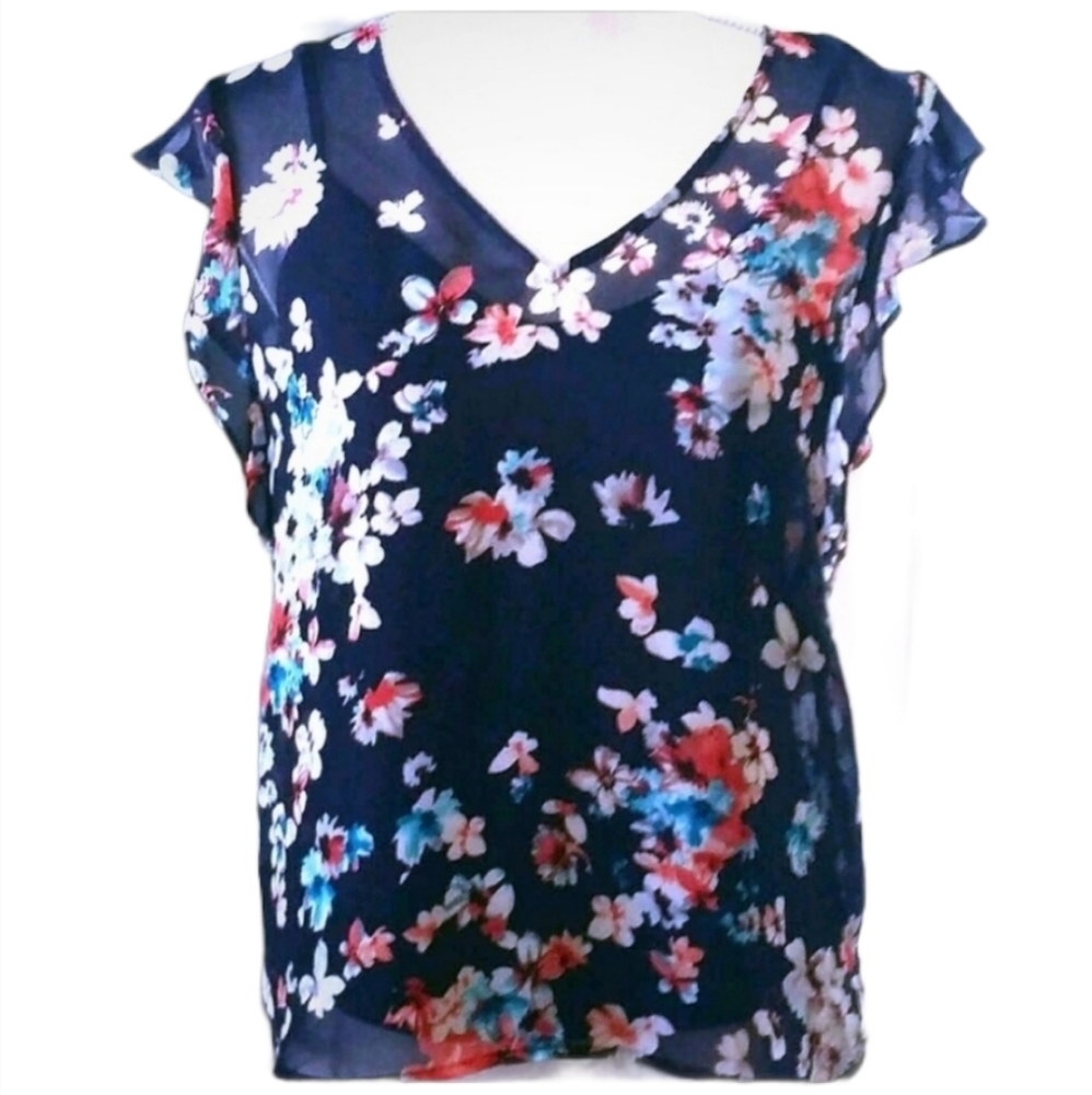 Liz Claiborne | Floral💐Career To